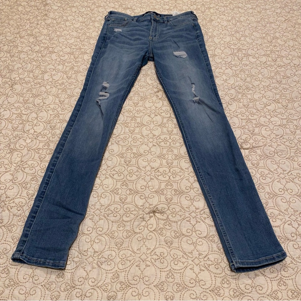Hollister Women’s Hi-Rise Super Skinny Classic Stretch Jeans